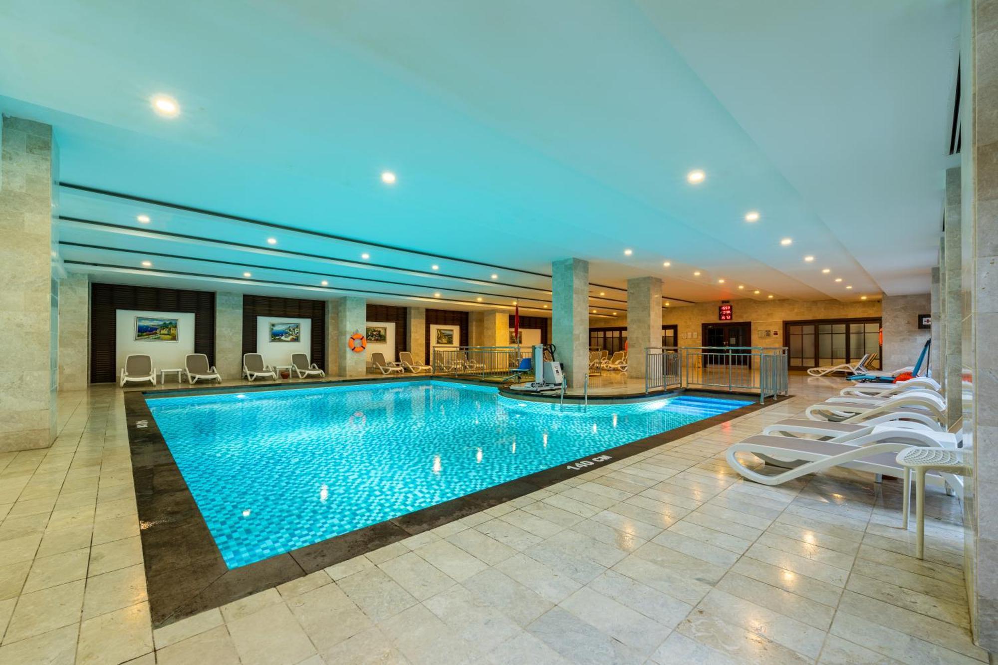 Otel Orange County 5*